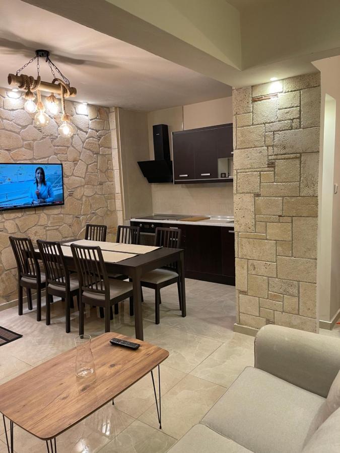 Stone Apartment 2 Tesalonika Bagian luar foto